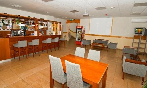 Karoly Robert Diakhotel Gyongyos Luaran gambar